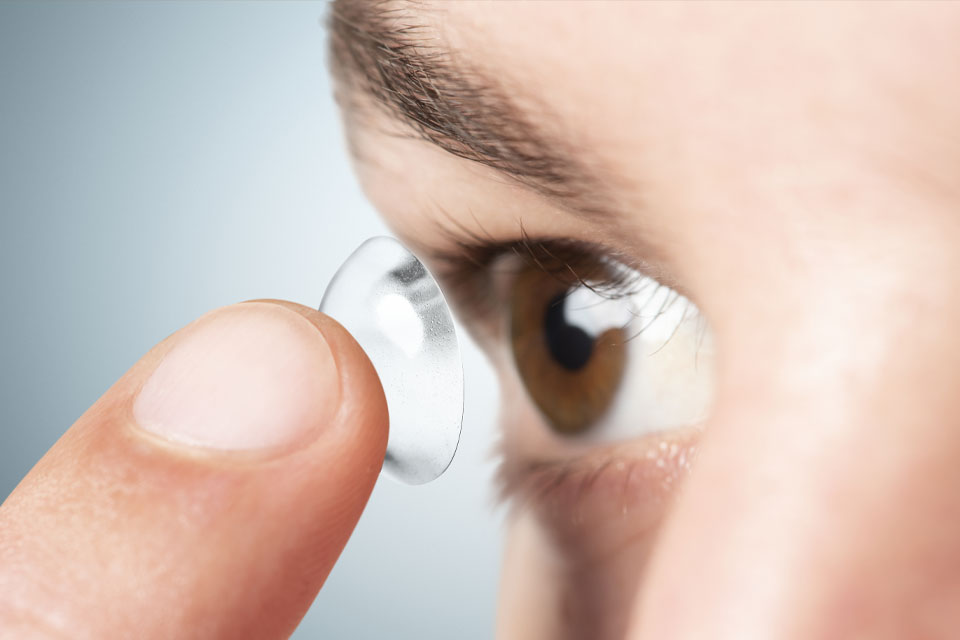 kontaktlinsen-von-optiker-krakau-in-loitz